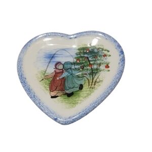 Heart-Shaped Ceramic Art Plate with Blue Trim Friends